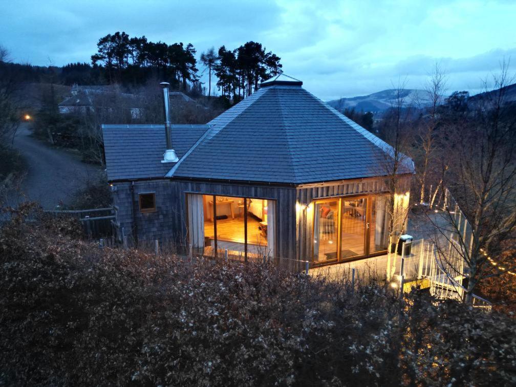 Dalnoid Cottages & Treehouses Nr Glenshee Buitenkant foto