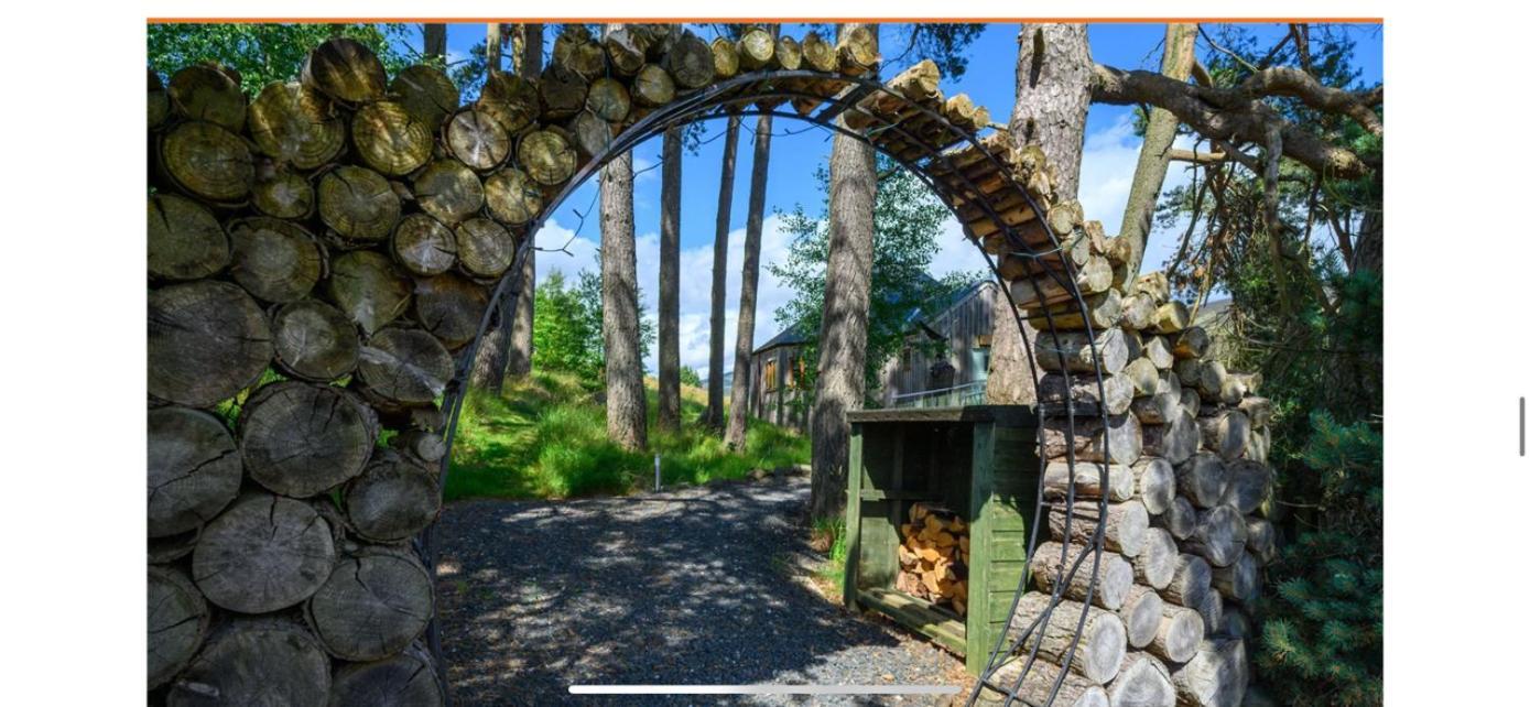 Dalnoid Cottages & Treehouses Nr Glenshee Buitenkant foto